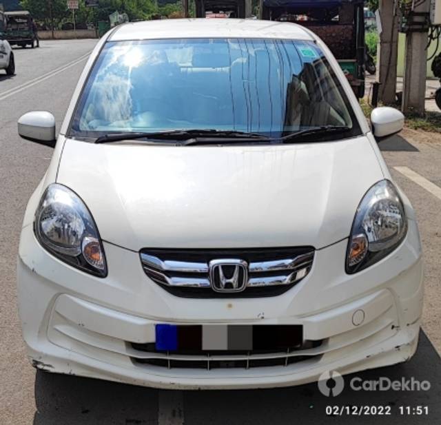https://stimg2.cardekho.com/images/usedcarimages/large/1-2023/3595476/SAVE_20230128_114651.jpg?imwidth=6400
