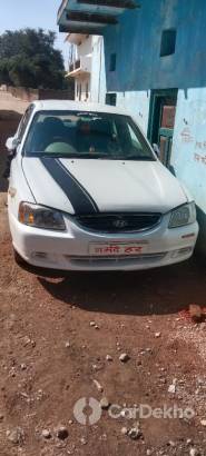 Hyundai Accent GLE 2