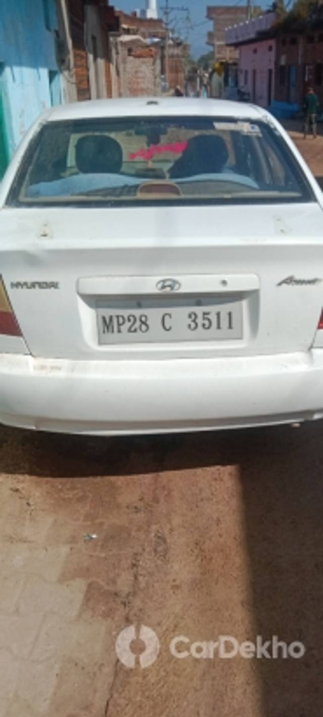 https://stimg2.cardekho.com/images/usedcarimages/large/1-2023/3595638/IMG_20230128_115216.jpg?imwidth=6401