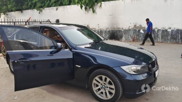 https://stimg2.cardekho.com/images/usedcarimages/large/1-2023/3596117/IMG-20230128-WA0021.jpg?imwidth=6401