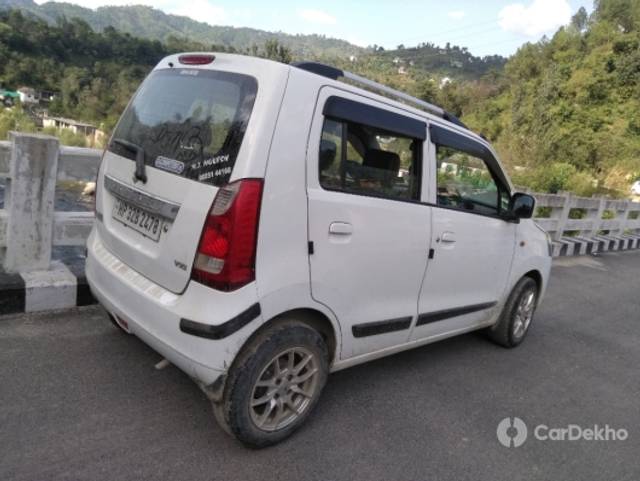 https://stimg2.cardekho.com/images/usedcarimages/large/1-2023/3598304/IMG_20180918_160627.jpg?imwidth=6400