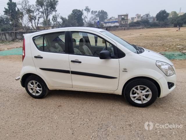 https://stimg2.cardekho.com/images/usedcarimages/large/1-2023/3598941/20230129_113246.jpg?imwidth=6402