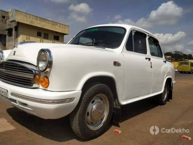 https://stimg2.cardekho.com/images/usedcarimages/large/1-2023/3599190/IMG-20230127-WA0006.jpg?imwidth=6401