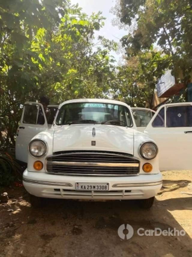 https://stimg2.cardekho.com/images/usedcarimages/large/1-2023/3599190/IMG-20230127-WA0014.jpg?imwidth=6402
