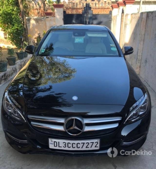 https://stimg2.cardekho.com/images/usedcarimages/large/1-2023/3599815/2CC45629-F7F9-48E7-ADBA-2B6248A68606.jpg?imwidth=6400