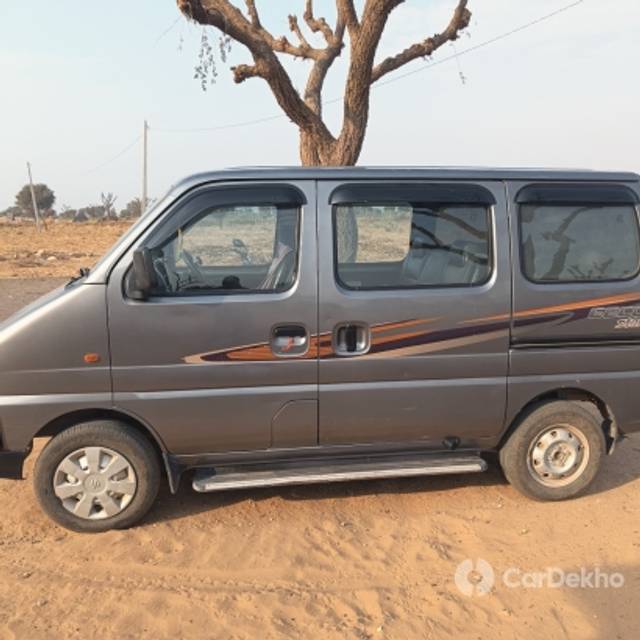 https://stimg2.cardekho.com/images/usedcarimages/large/1-2023/3600346/IMG20230120092831.jpg?imwidth=6402