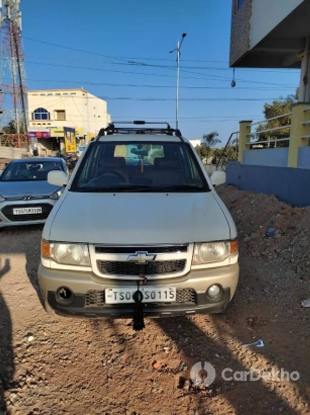https://stimg2.cardekho.com/images/usedcarimages/large/1-2023/3601002/IMG-20230129-WA0013.jpg?imwidth=6402