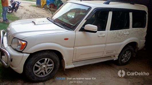 Mahindra Scorpio VLX 2WD ABS AT BSIII