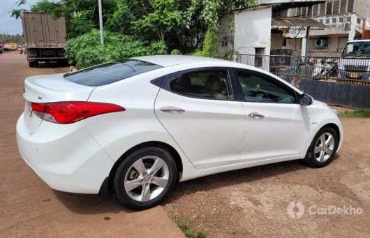 Hyundai Elantra SX AT Hyundai Elantra SX AT