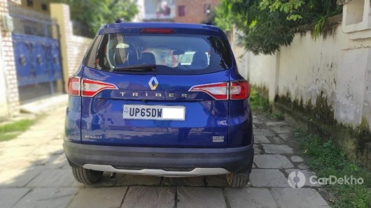 Renault Triber RXZ EASY-R AMT Renault Triber RXZ EASY-R AMT