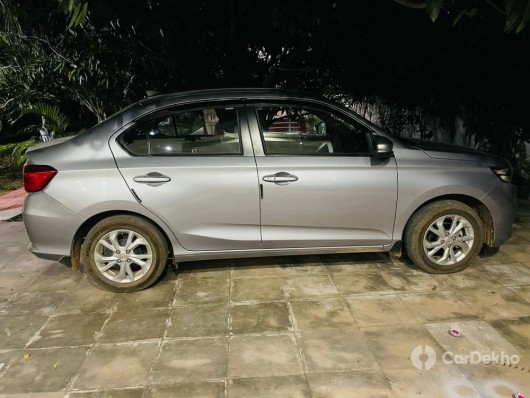 Honda Amaze VX CVT Petrol Honda Amaze VX CVT Petrol