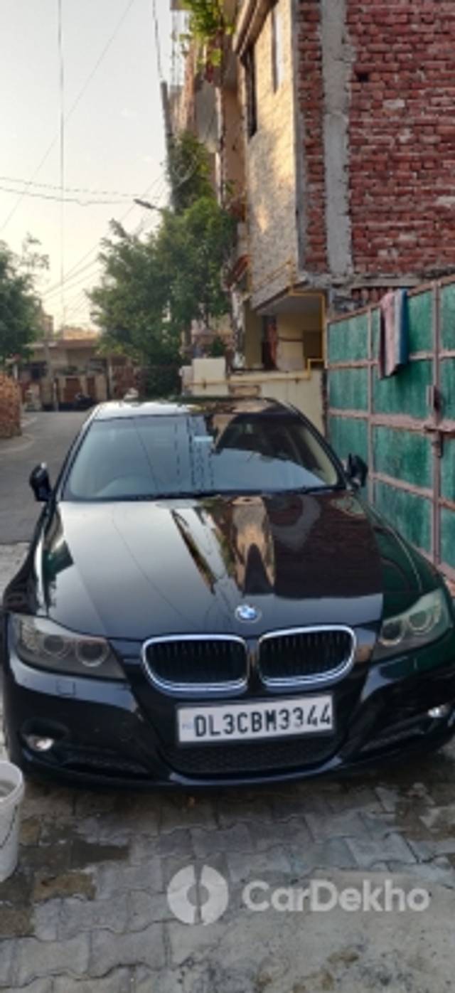 https://stimg2.cardekho.com/images/usedcarimages/large/11-2022/3524484/IMG_20221114_160318.jpg?imwidth=6401
