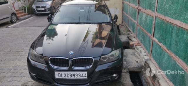 https://stimg2.cardekho.com/images/usedcarimages/large/11-2022/3524484/IMG_20221114_160343.jpg?imwidth=6400