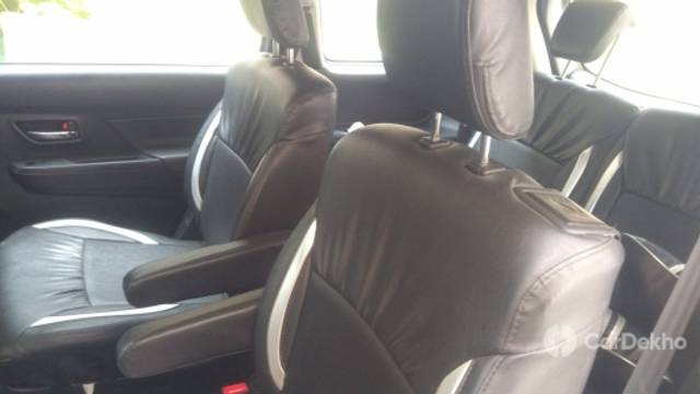 https://stimg2.cardekho.com/images/usedcarimages/large/12-2022/3537170/894AE802-452E-426F-B38F-78DEE0DD296A.jpg?imwidth=6401