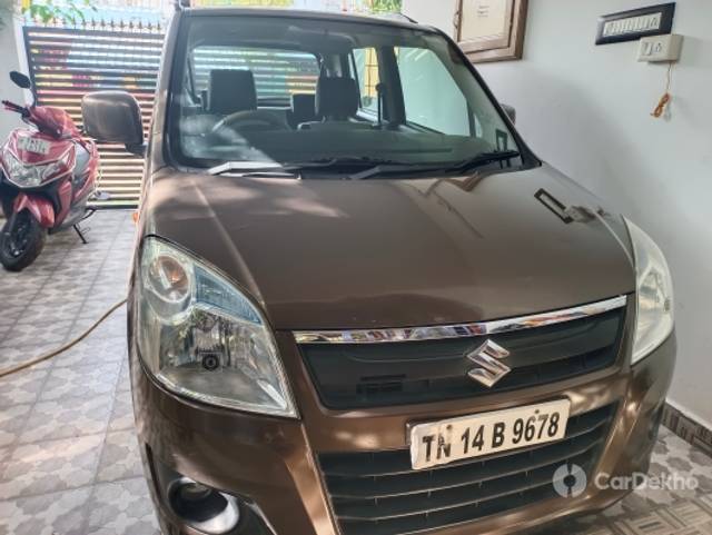https://stimg2.cardekho.com/images/usedcarimages/large/12-2022/3537261/IMG_20221013_083501.jpg?imwidth=6400