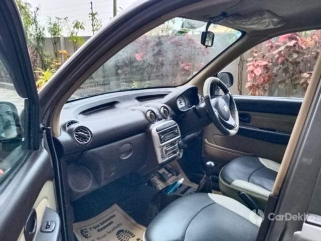 https://stimg2.cardekho.com/images/usedcarimages/large/12-2022/3538120/IMG_20221113_171545.jpg?imwidth=6401