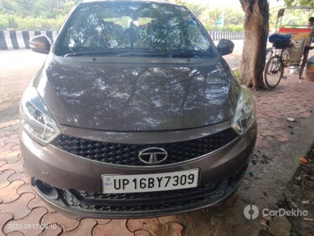 https://stimg2.cardekho.com/images/usedcarimages/large/12-2022/3538500/IMG20220917081036.jpg?imwidth=6400
