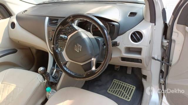 https://stimg2.cardekho.com/images/usedcarimages/large/12-2022/3538558/223EA158-6AFB-4777-9FB8-B1F020C3CCDE.jpg?imwidth=6400