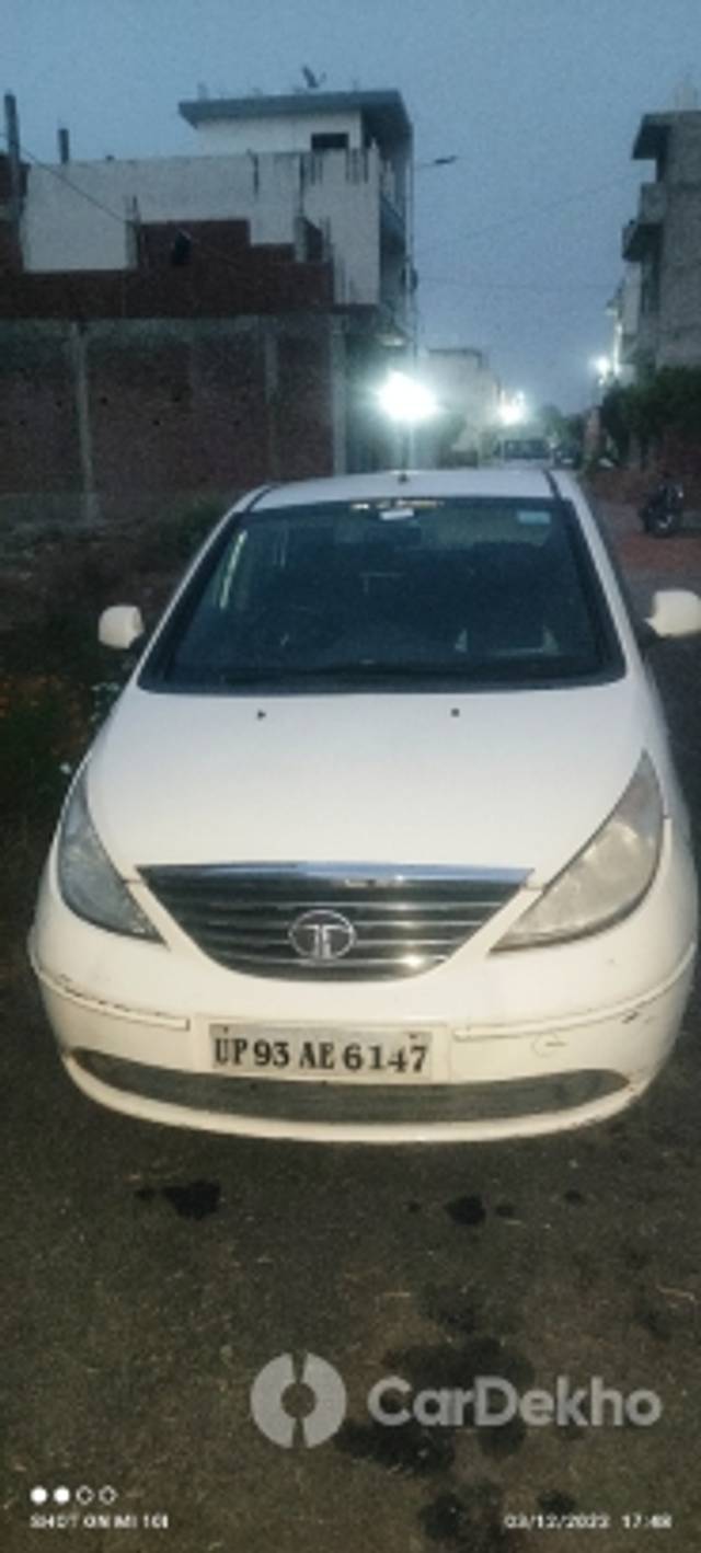 https://stimg2.cardekho.com/images/usedcarimages/large/12-2022/3538689/IMG_20221203_174824.jpg?imwidth=6401