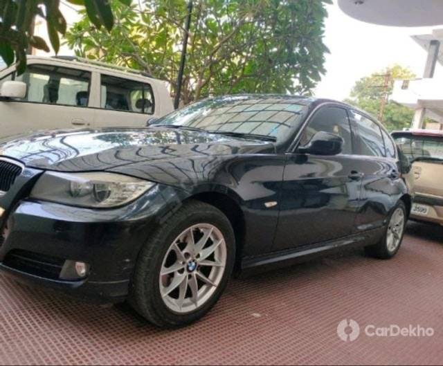 https://stimg2.cardekho.com/images/usedcarimages/large/12-2022/3538845/33E211AC-3D0F-4275-AFAD-2B07BC150ACC.jpg?imwidth=6401