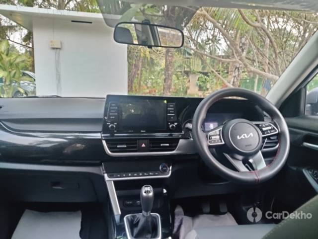 https://stimg2.cardekho.com/images/usedcarimages/large/12-2022/3539195/IMG-20221204-WA0011.jpg?imwidth=6401
