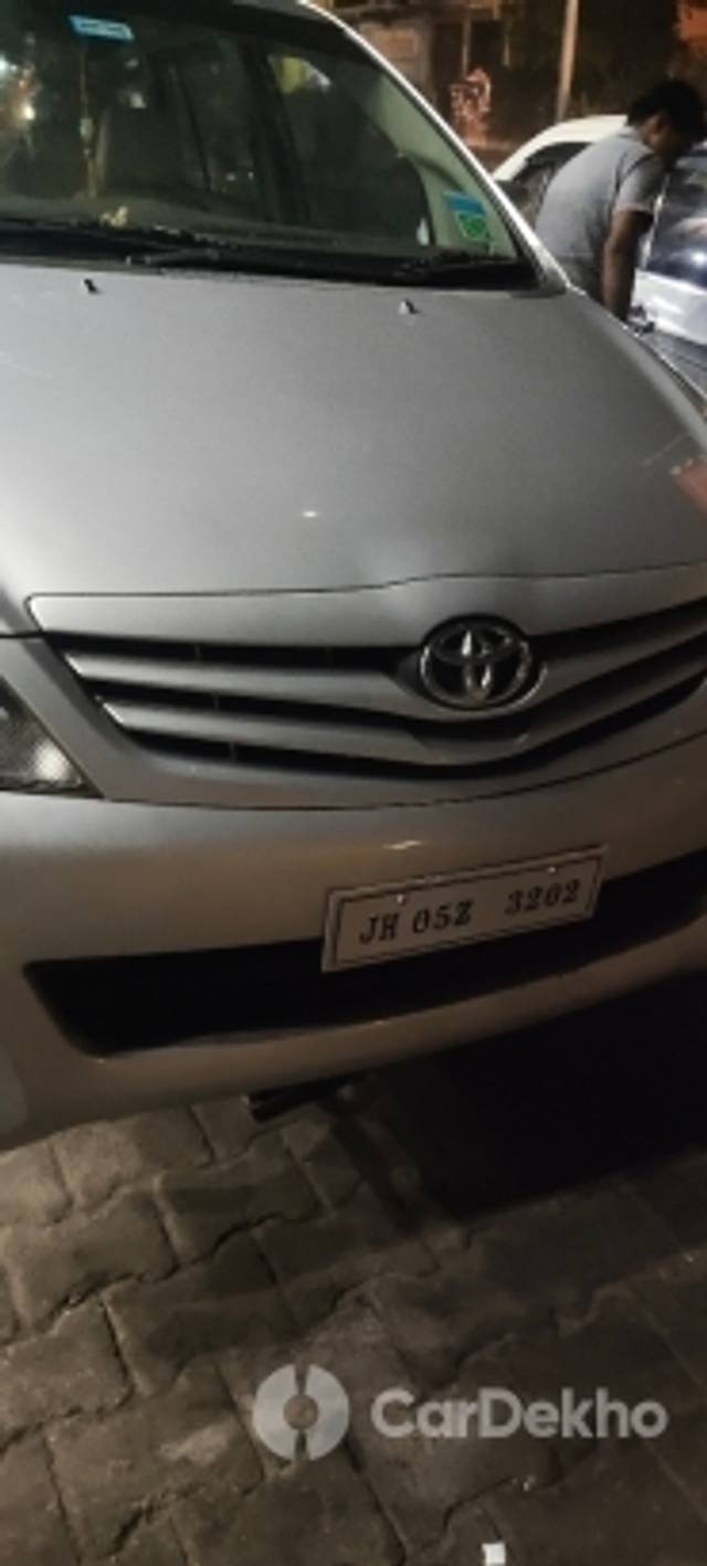 https://stimg2.cardekho.com/images/usedcarimages/large/12-2022/3539239/IMG_20221202_180112.jpg?imwidth=6400