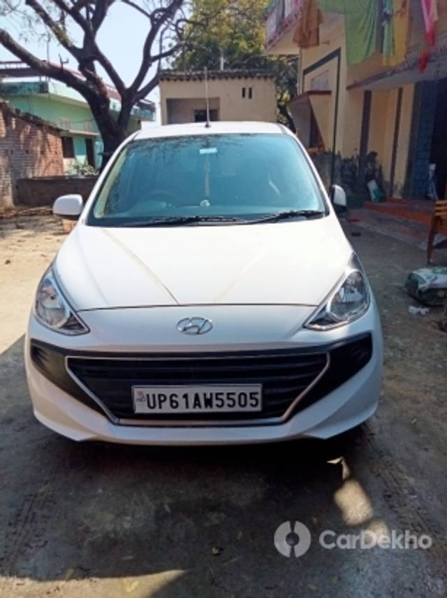 https://stimg2.cardekho.com/images/usedcarimages/large/12-2022/3539528/IMG20220211112651.jpg?imwidth=6400