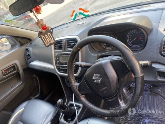Maruti Vitara Brezza LDi Maruti Vitara Brezza LDi