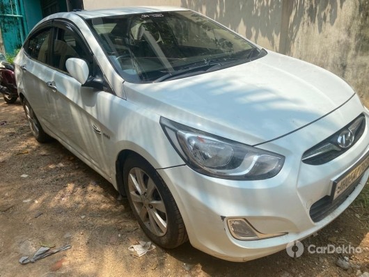 Hyundai Verna 1.6 VGT CRDi Hyundai Verna 1.6 VGT CRDi