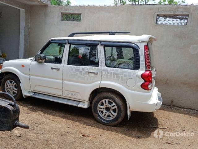 https://stimg2.cardekho.com/images/usedcarimages/large/12-2022/3555457/IMG_20220703_115216_1.jpg?imwidth=6402