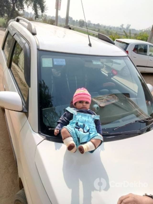 https://stimg2.cardekho.com/images/usedcarimages/large/12-2022/3555463/IMG_20201229_125103.jpg?imwidth=6400