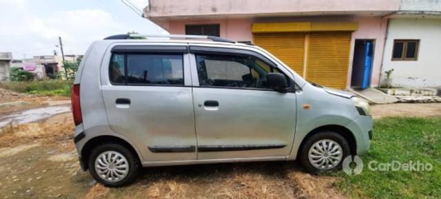 https://stimg2.cardekho.com/images/usedcarimages/large/12-2022/3558083/IMG-20210814-WA0028.jpg?imwidth=6401