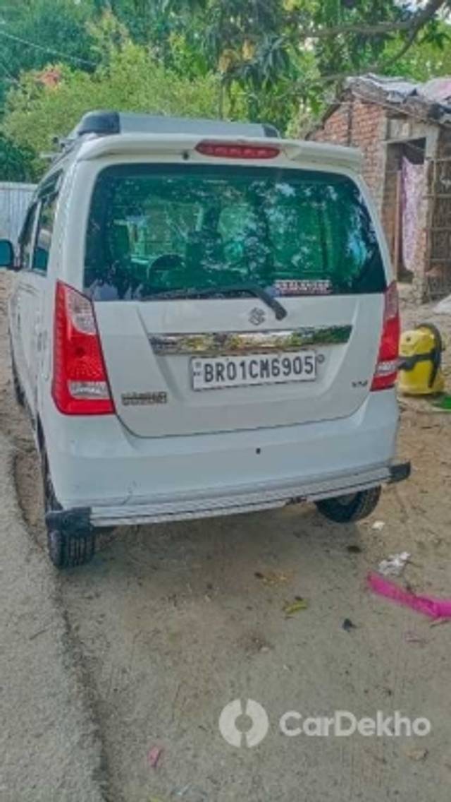 https://stimg2.cardekho.com/images/usedcarimages/large/12-2022/3558117/IMG_20220715_1729511.jpg?imwidth=6402