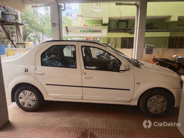 https://stimg2.cardekho.com/images/usedcarimages/large/12-2022/3558800/IMG_20210115_093353.jpg?imwidth=6402