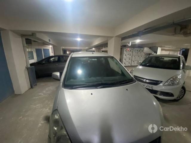 https://stimg2.cardekho.com/images/usedcarimages/large/12-2022/3558836/IMG-20221225-WA0020.jpg?imwidth=6401