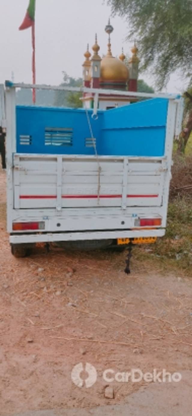 https://stimg2.cardekho.com/images/usedcarimages/large/12-2022/3559239/IMG20221225105142.jpg?imwidth=6402