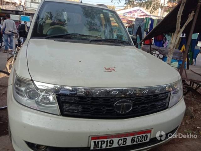 https://stimg2.cardekho.com/images/usedcarimages/large/12-2022/3560474/IMG-20221227-WA0107.jpg?imwidth=6400