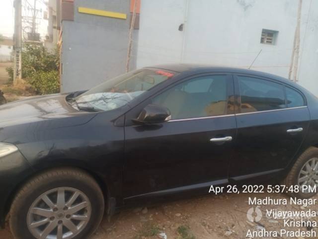 https://stimg2.cardekho.com/images/usedcarimages/large/12-2022/3560791/IMG-20220426-WA00150.jpg?imwidth=6401