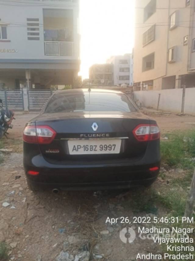 https://stimg2.cardekho.com/images/usedcarimages/large/12-2022/3560791/IMG-20220426-WA0034.jpg?imwidth=6400