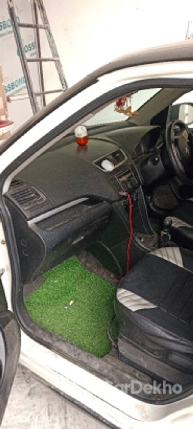 https://stimg2.cardekho.com/images/usedcarimages/large/12-2022/3560908/IMG_20221221_090305.jpg?imwidth=6402