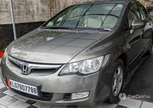 https://stimg2.cardekho.com/images/usedcarimages/large/12-2022/3562080/150787A7-F05F-4E66-8A77-1CCEA5835D34.jpg?imwidth=6400