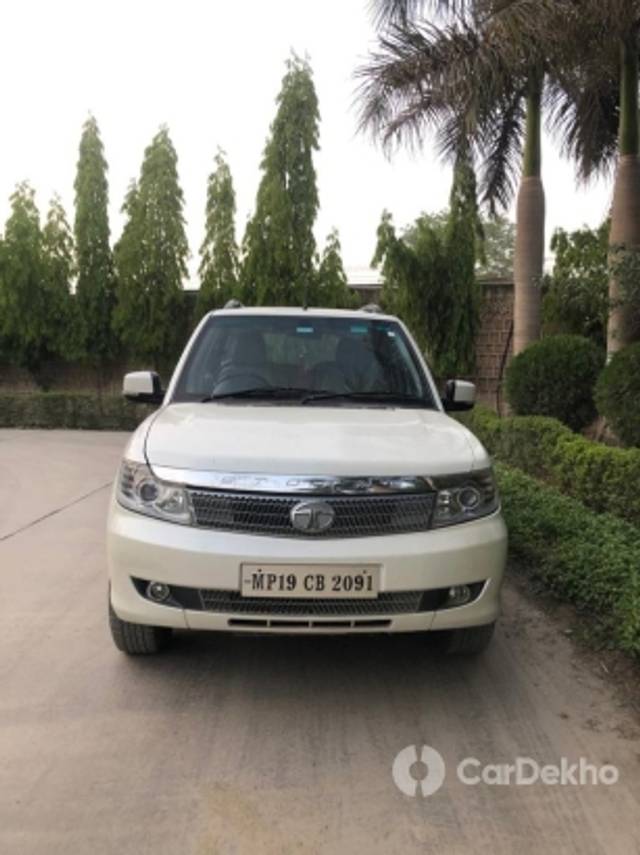 https://stimg2.cardekho.com/images/usedcarimages/large/12-2022/3562087/WhatsAppImage2022-10-15at8.49.21PM(1).jpg?imwidth=6401