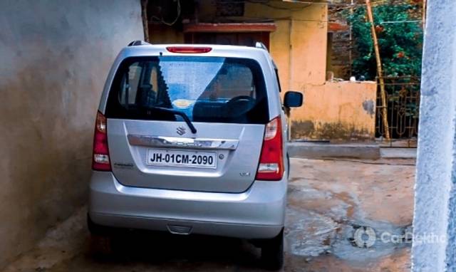 https://stimg2.cardekho.com/images/usedcarimages/large/12-2022/3563532/Screenshot_20210527-204439_VideoPlayer.jpg?imwidth=6400