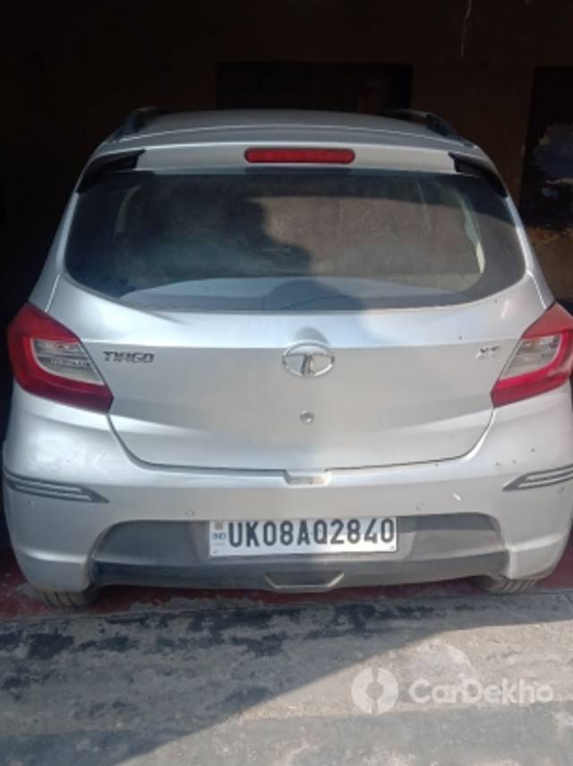https://stimg2.cardekho.com/images/usedcarimages/large/12-2022/3563973/IMG_20221223_130755.jpg?imwidth=6401