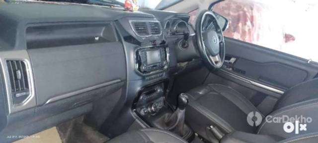 https://stimg2.cardekho.com/images/usedcarimages/large/12-2022/3563984/image(2).jpg?imwidth=6402
