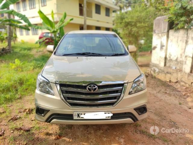 https://stimg2.cardekho.com/images/usedcarimages/large/12-2022/3564057/IMG_20221218_150636.jpg?imwidth=6400