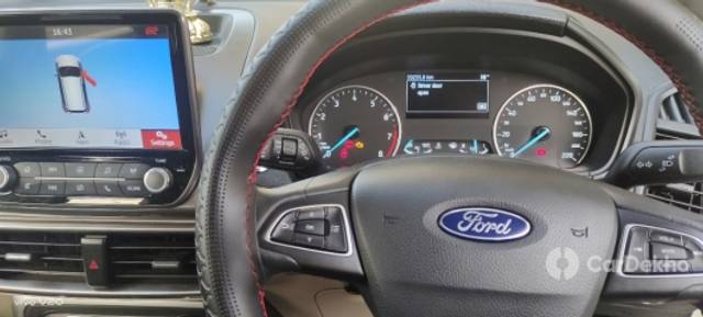 https://stimg2.cardekho.com/images/usedcarimages/large/12-2022/3564479/16724851757835032444871051949567.jpg?imwidth=6401