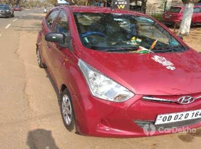 https://stimg2.cardekho.com/images/usedcarimages/large/2-2023/3601451/20230114_1333371.jpg?imwidth=6401