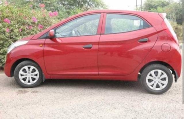 https://stimg2.cardekho.com/images/usedcarimages/large/2-2023/3601690/IMG_20230201_1454290.jpg?imwidth=6400