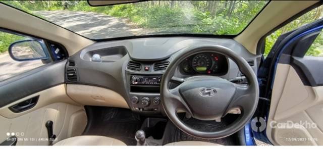 https://stimg2.cardekho.com/images/usedcarimages/large/2-2023/3601690/IMG_20230201_1501231.jpg?imwidth=6401
